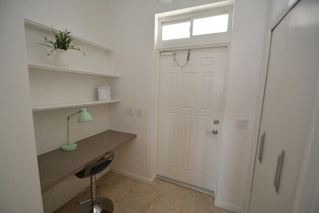 Building Photo - 62 Moody Dr