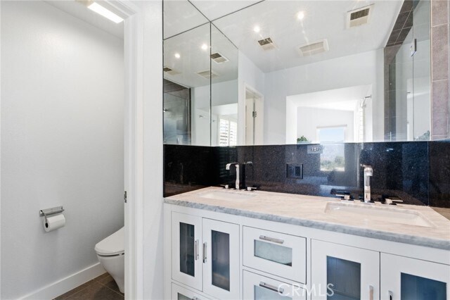 Building Photo - 30432 Sunrose Pl