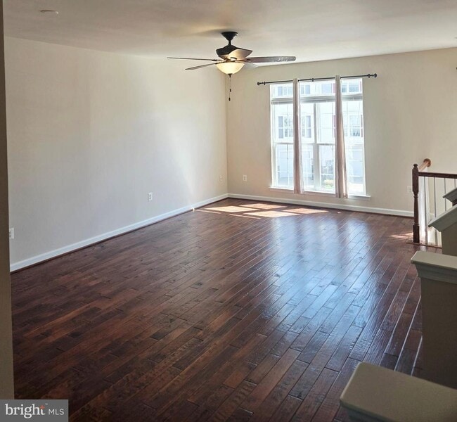 Building Photo - 48390 Sunburst Dr