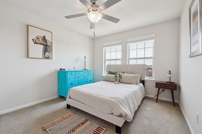 Building Photo - 2204 Land Grant Wy