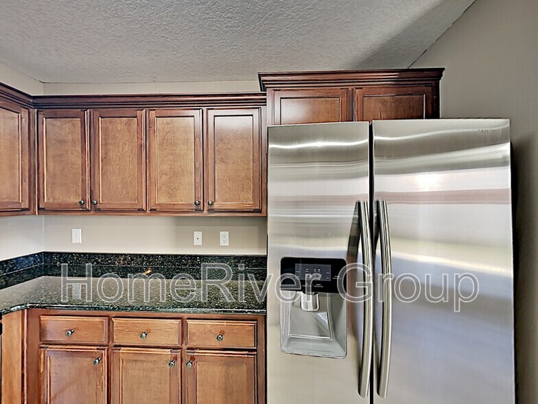 Building Photo - 8907 Hertford Cir