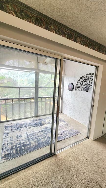 Building Photo - 11485 Oakhurst Rd