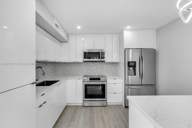 Building Photo - 11755 SW 18th St