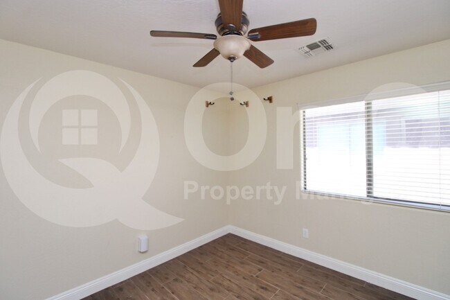 Building Photo - 25835 W Whyman St