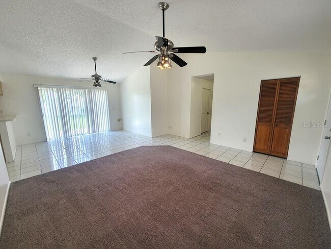 Building Photo - 8224 Autumn Oak Ave