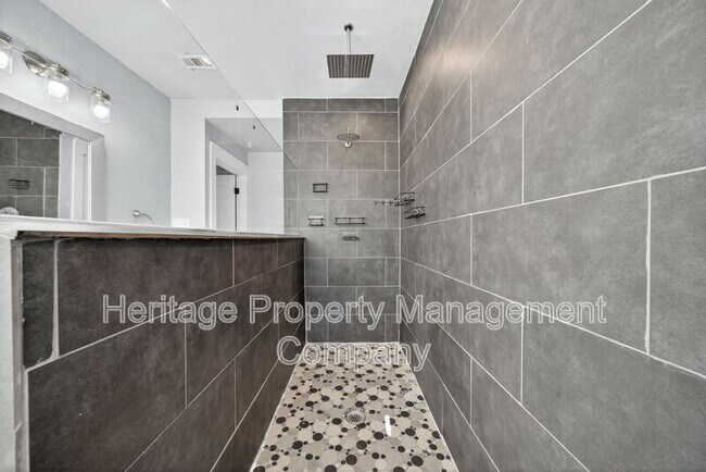 Building Photo - 1225 Michigan Ave