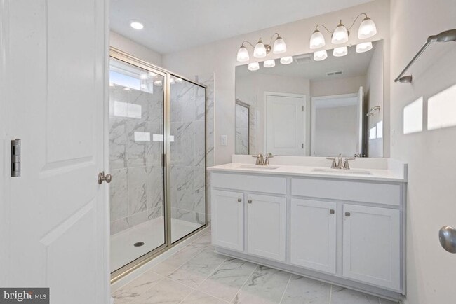 Building Photo - 30 Cardinal Wy