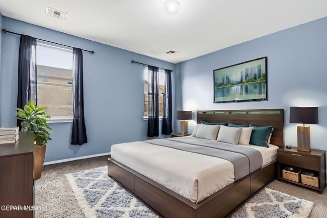 Building Photo - 4917 Ruben Soto