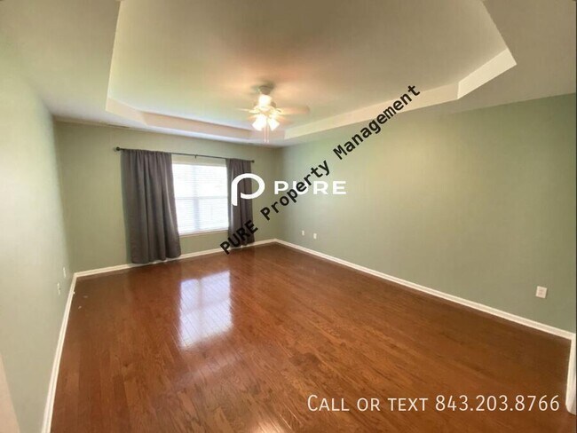 Building Photo - 224 Donatella Dr