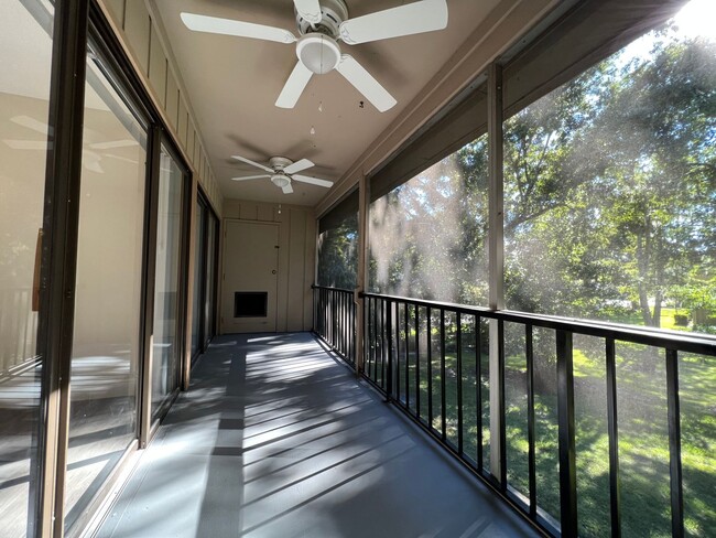 Building Photo - Newly Renovated Winter Springs Condo ~ New...