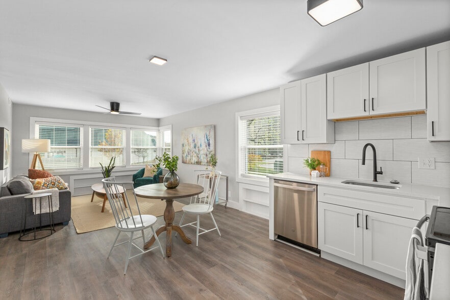 Open Concept - The Square on Delmar