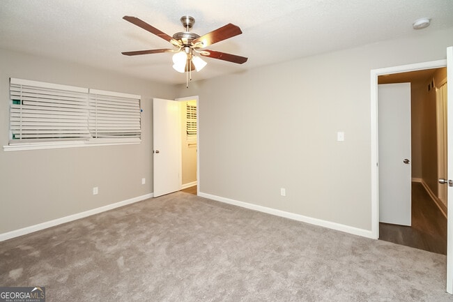 Building Photo - 6745 Buckhurst Trail