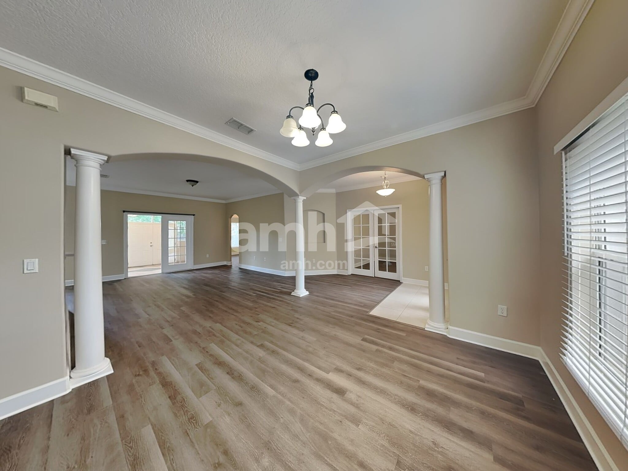 Building Photo - 2241 Lake Francis Dr