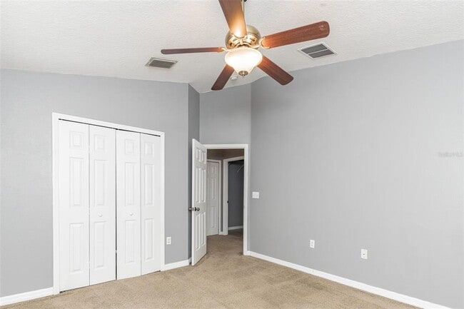 Building Photo - 6723 Breezy Palm Dr