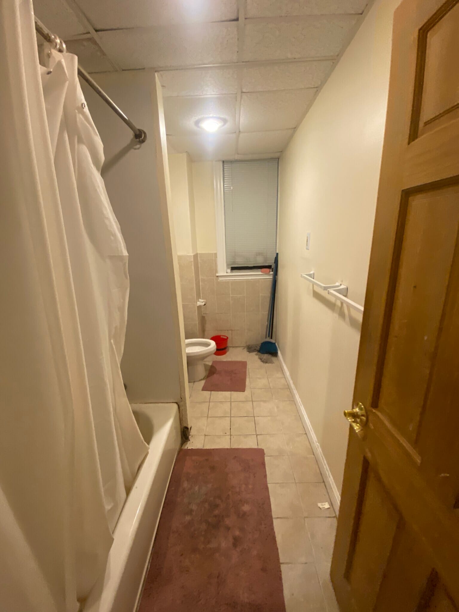 Building Photo - 378 Riverway