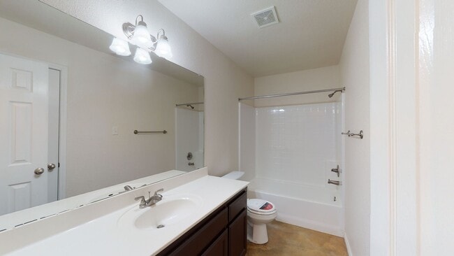 Building Photo - 2 WEEKS FREE !!!! GORGEOUS DUPLEX IN COPPE...