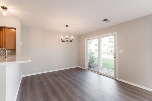 Building Photo - 1460 Winfield Way