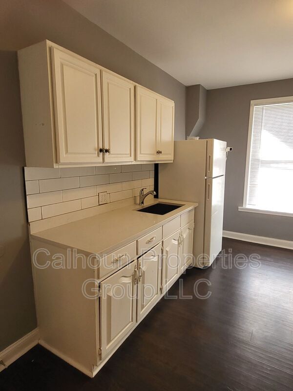 Building Photo - 1607 Cliftview Ave