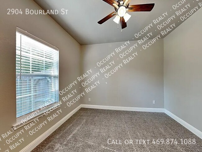 Building Photo - 2904 Bourland St