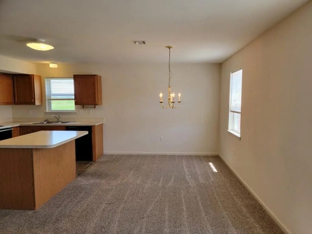 Building Photo - 1355 Martin Ave