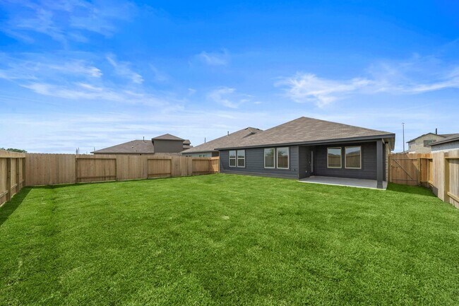 Building Photo - 20827 Marigold Meadows St