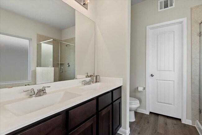 Building Photo - 5639 Brooklyn Rose Dr