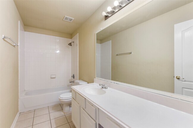 Building Photo - 5310 Meadow Canyon Dr