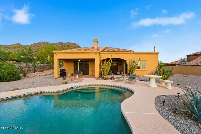 Building Photo - 12202 N 138th St