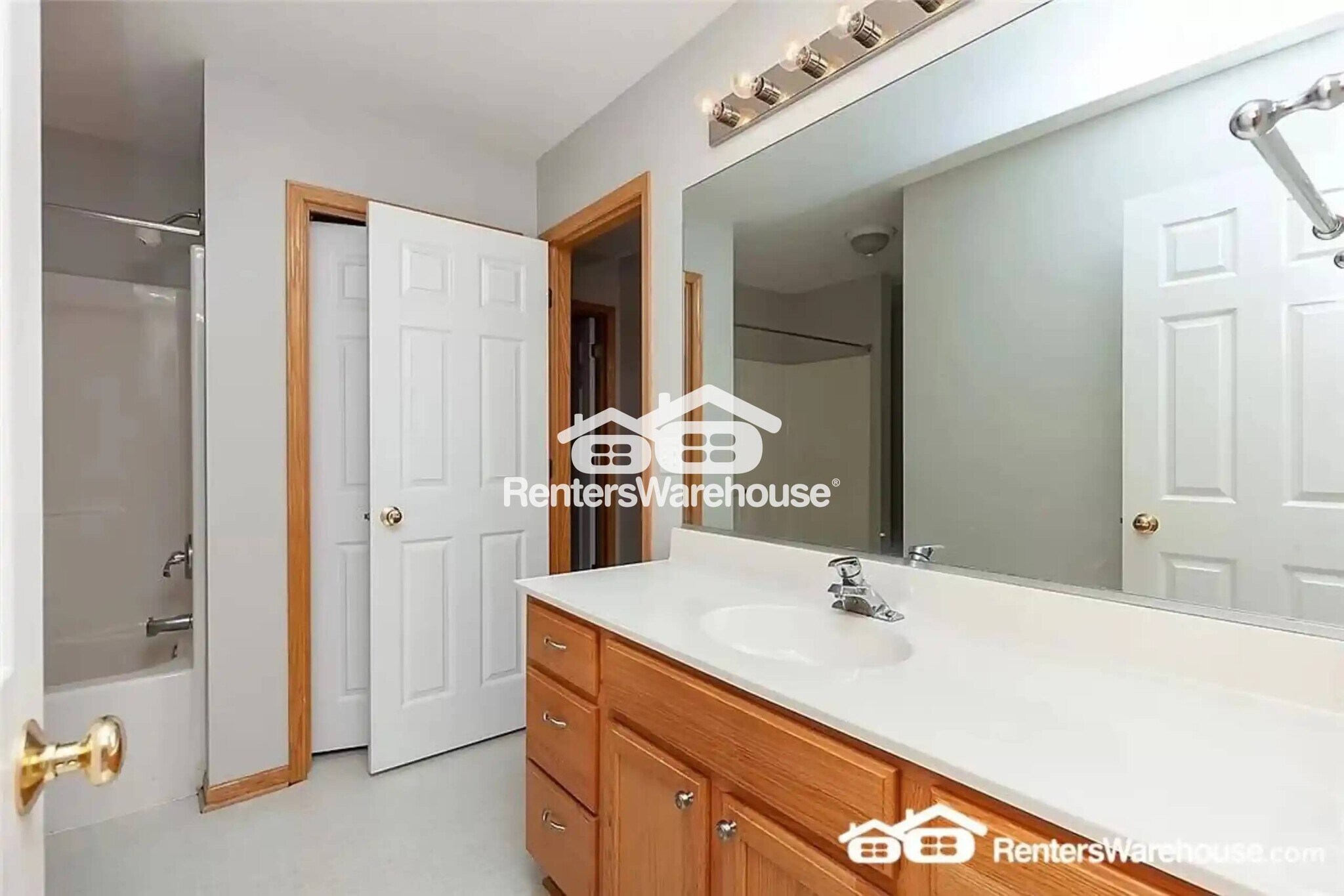 Building Photo - 7732 Beechtree Ln