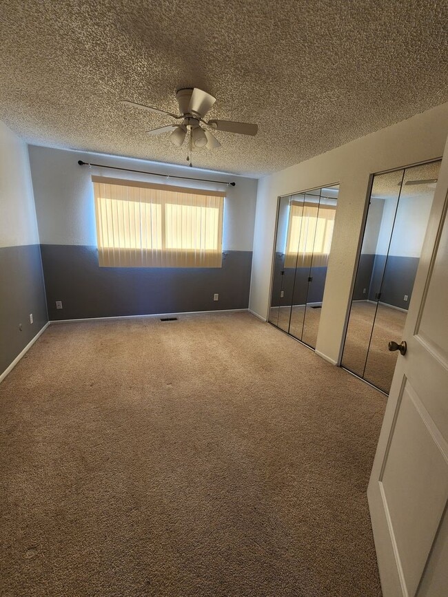 Building Photo - ALL PROSPECTIVE TENANTS MUST SUBMIT A $58 NON-REFUNDABLE APPLICATION FEE PER APPLICANT ONLINE AND...