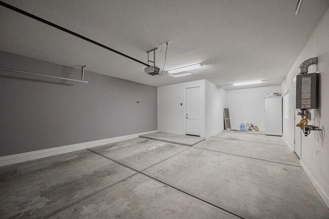 Building Photo - 42381 W Mira Ct