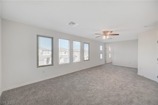 Building Photo - 677 Soaring Wings Ave