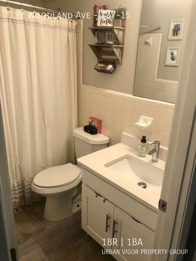 Building Photo - 137 Woodland Ave