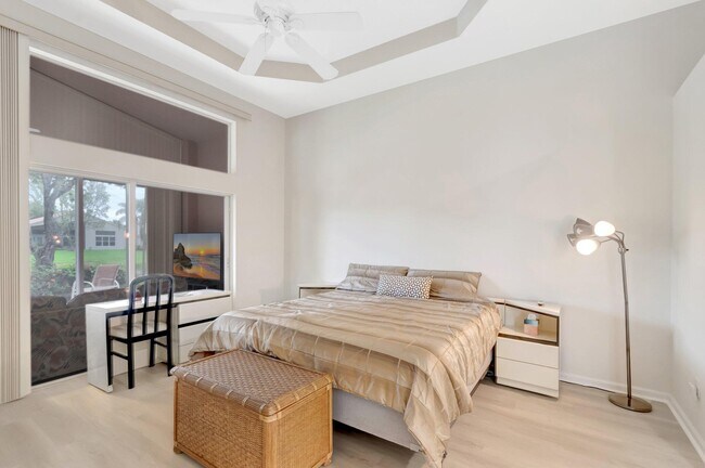 Building Photo - 7566 Pebble Shores Terrace