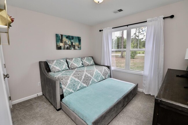 Building Photo - 4415 Patriot Pkwy