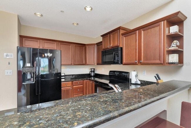 Building Photo - 13941 Clubhouse Dr