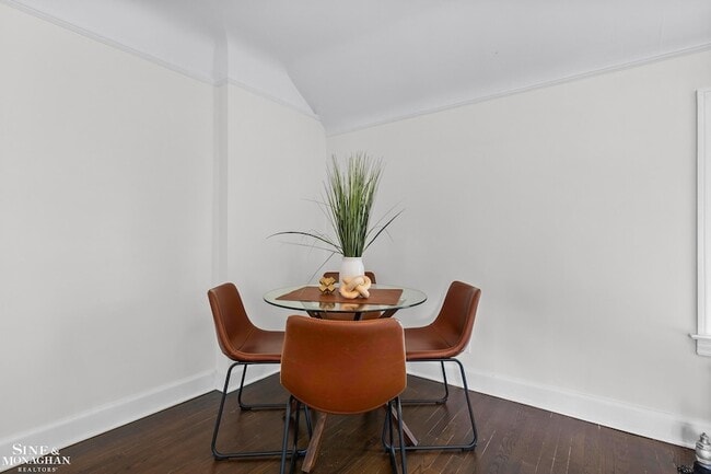 Building Photo - 276 Lewiston Rd