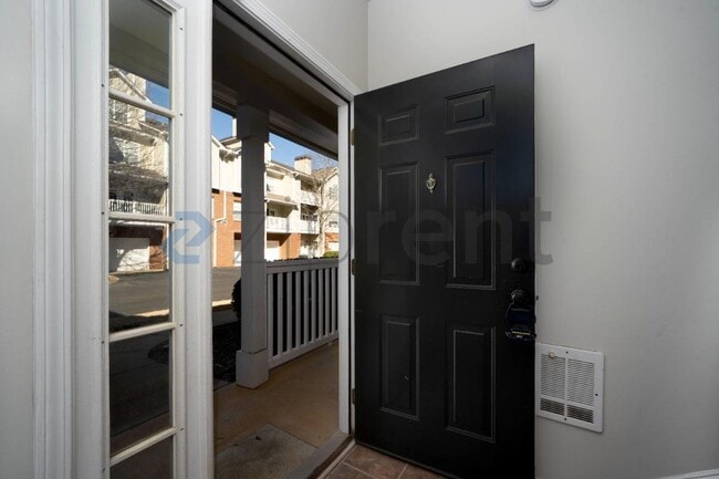 Building Photo - 603 Spring Heights Ln