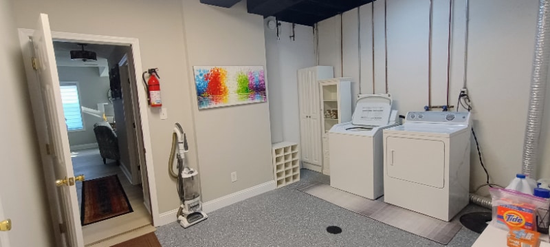 Building Photo - 906 Bitterfield Dr