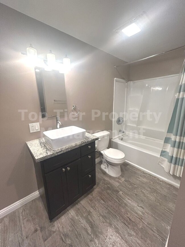 Building Photo - ***Remodeled, 1st Floor Studio Apartment in the Heart of Mission Valley - Available NOW***