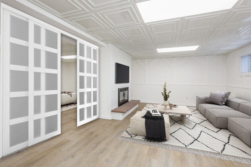 Building Photo - 2131 Bonvue Dr