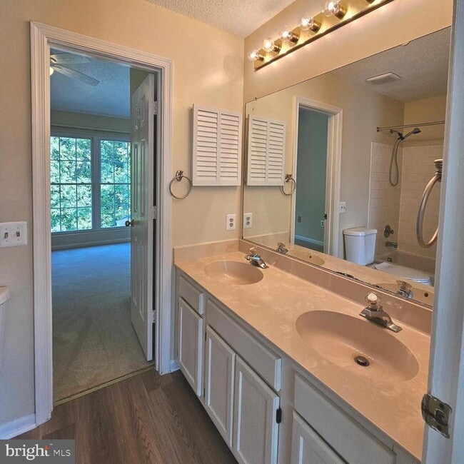 Building Photo - 7235 Parson's Ct