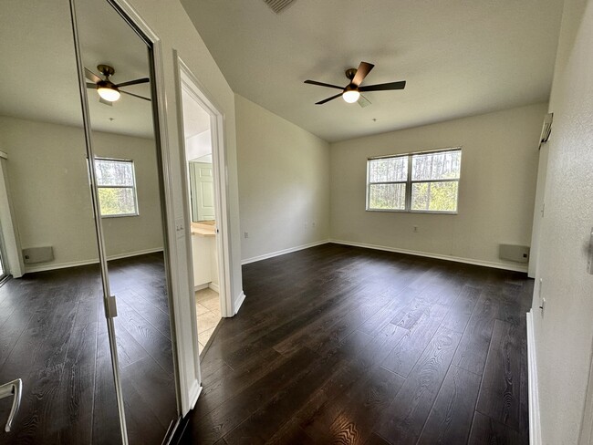 Building Photo - 25735 Lake Amelia Way