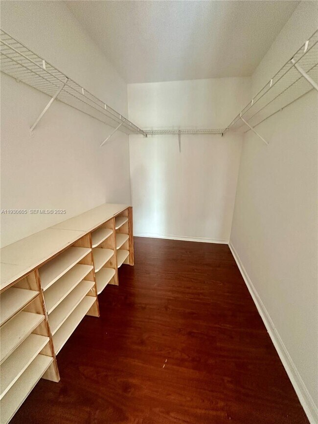 Building Photo - 4190 San Marino Blvd