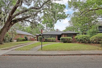Building Photo - Renovated 3BR / 2BA Home for Rent on Gordonston Ave