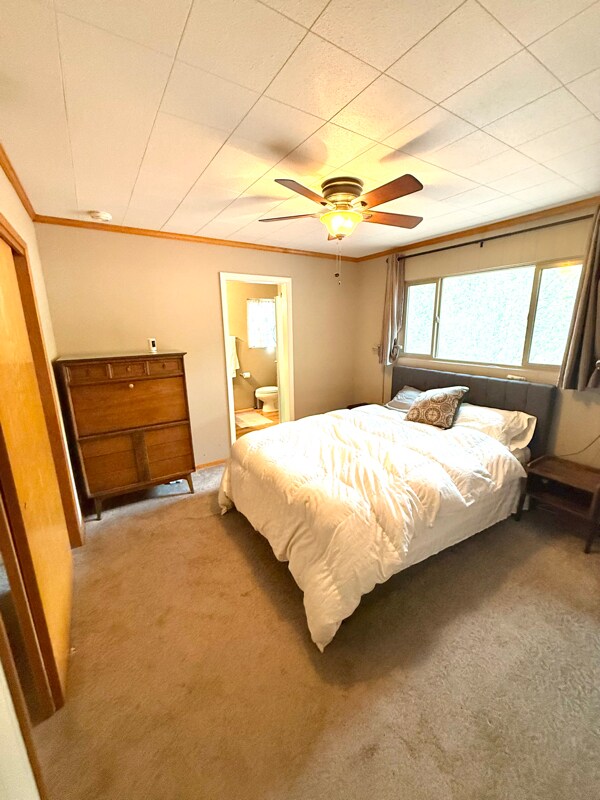 Building Photo - 130 Sugar Loaf Dr