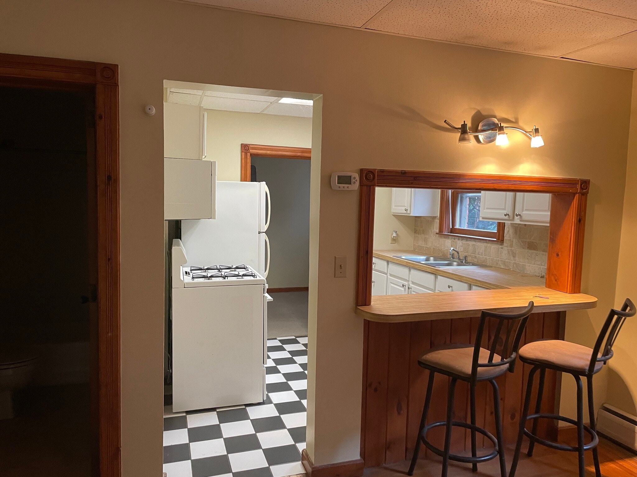 Building Photo - 33 Franklin St