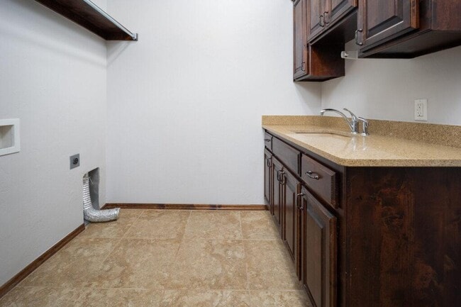 Building Photo - 2405 NW 180th St