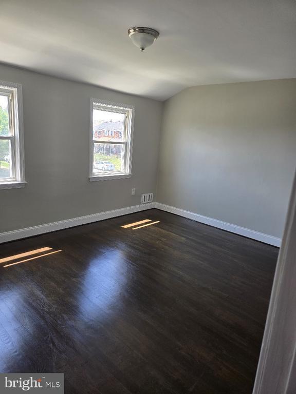 Building Photo - 8120 Kavanagh Rd