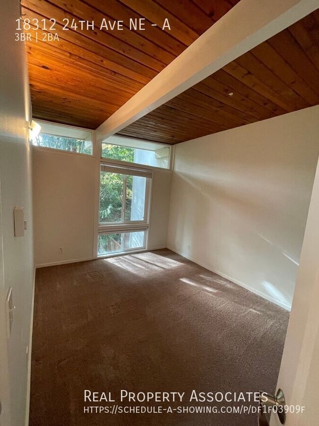 Building Photo - 18312 24th Ave NE